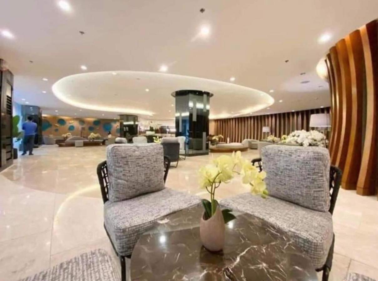 Deluxe Suites Razelles 2 At Shore 2 Residences Tower 1 Pasay Exteriör bild