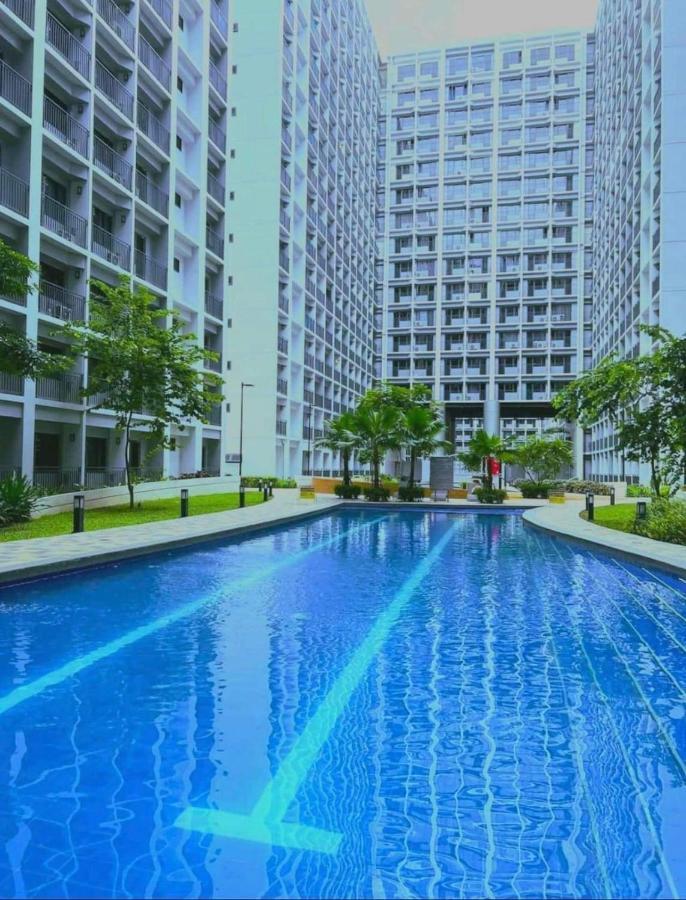 Deluxe Suites Razelles 2 At Shore 2 Residences Tower 1 Pasay Exteriör bild