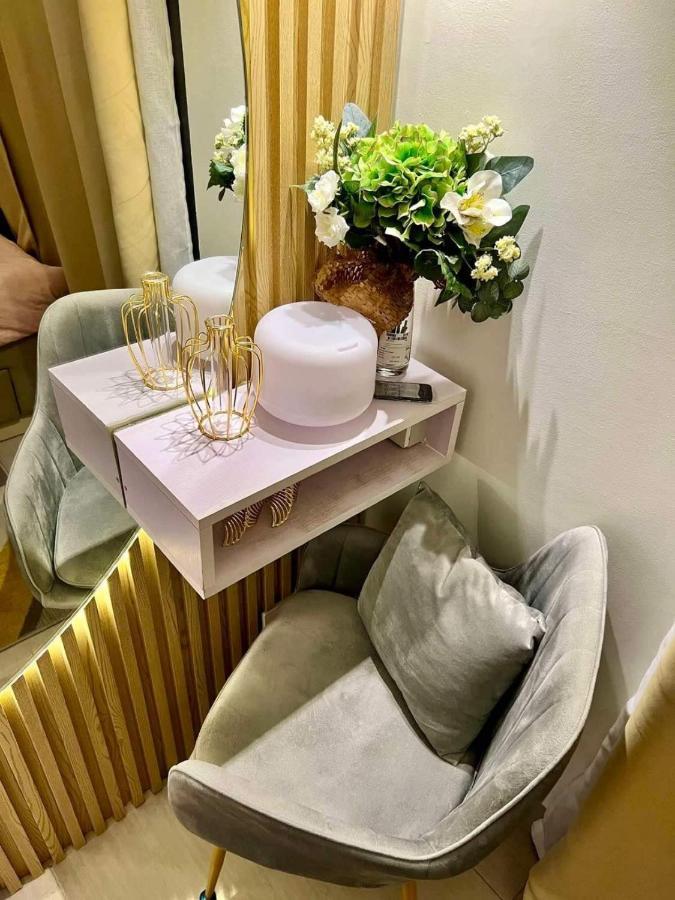 Deluxe Suites Razelles 2 At Shore 2 Residences Tower 1 Pasay Exteriör bild