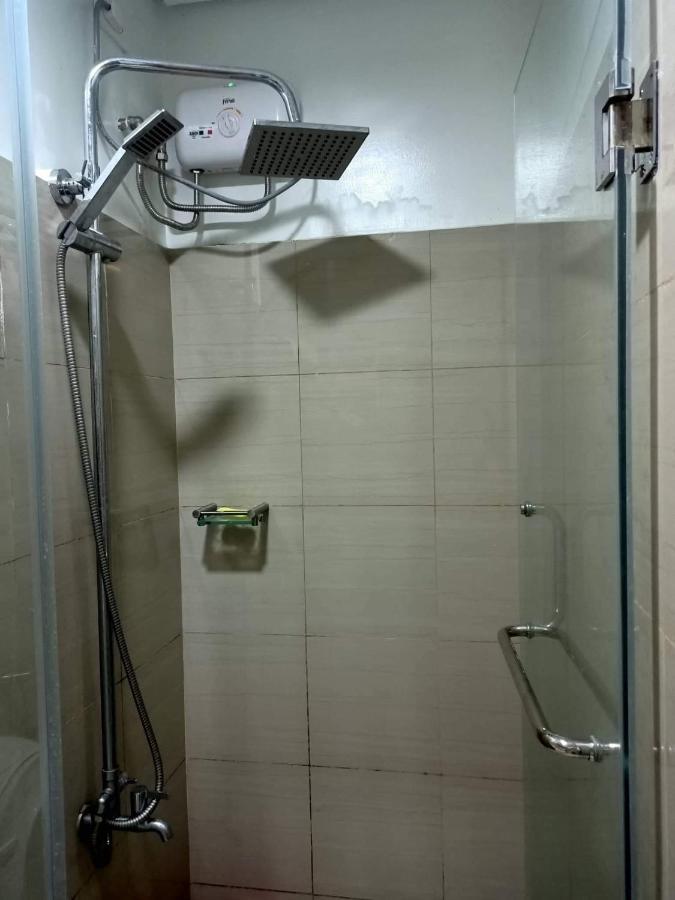 Deluxe Suites Razelles 2 At Shore 2 Residences Tower 1 Pasay Exteriör bild