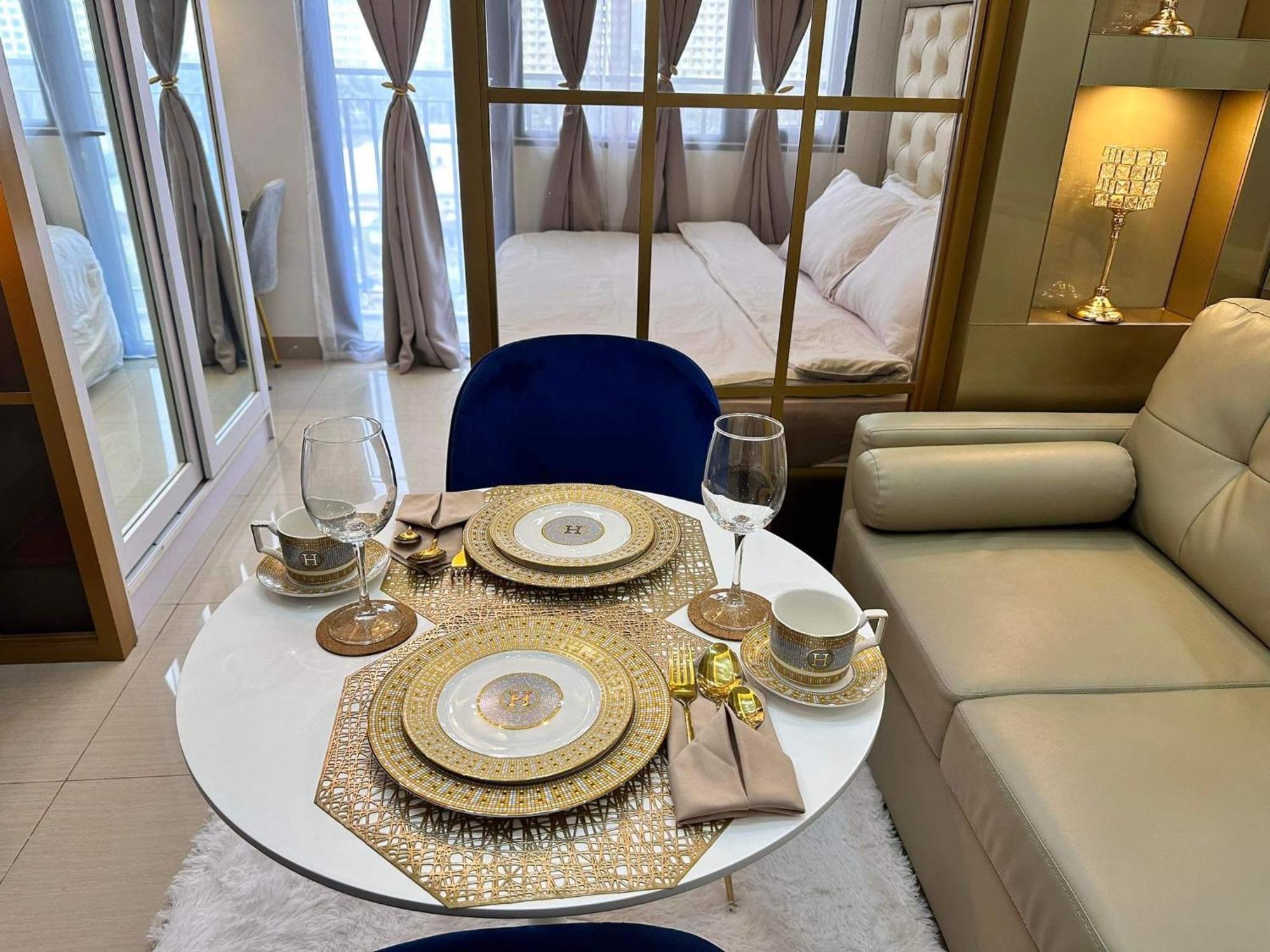 Deluxe Suites Razelles 2 At Shore 2 Residences Tower 1 Pasay Exteriör bild